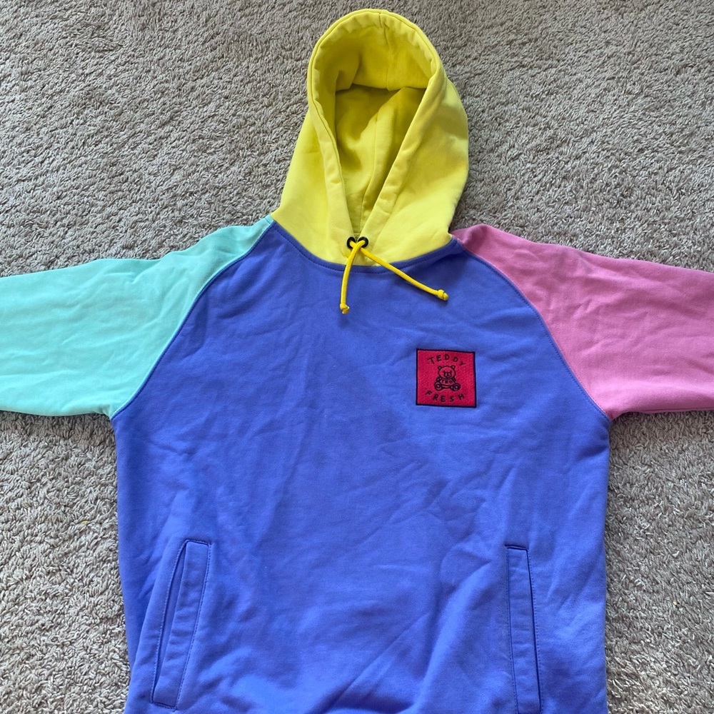 Teddy Fresh Hoodie Size Large